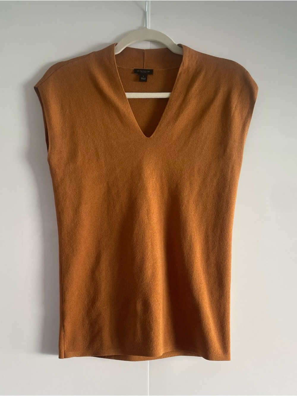 Ann Taylor Sleeveless V-Neck Knit Top, Size S